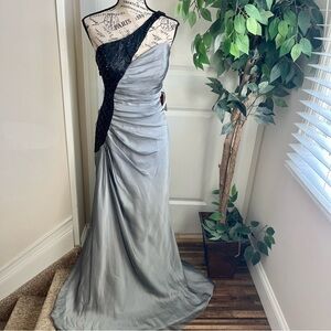Milano One Shoulder Sequin Chiffon Floor Length Gown Gray Sz L